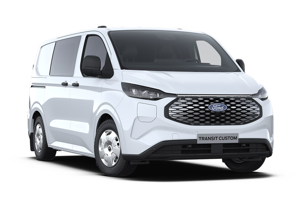 Vista delantera en ángulo de una furgoneta eléctrica Ford E-Transit Custom Kombi blanca.